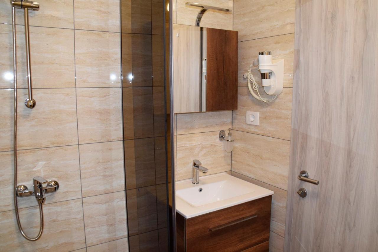 Apartments Ela Піран Екстер'єр фото